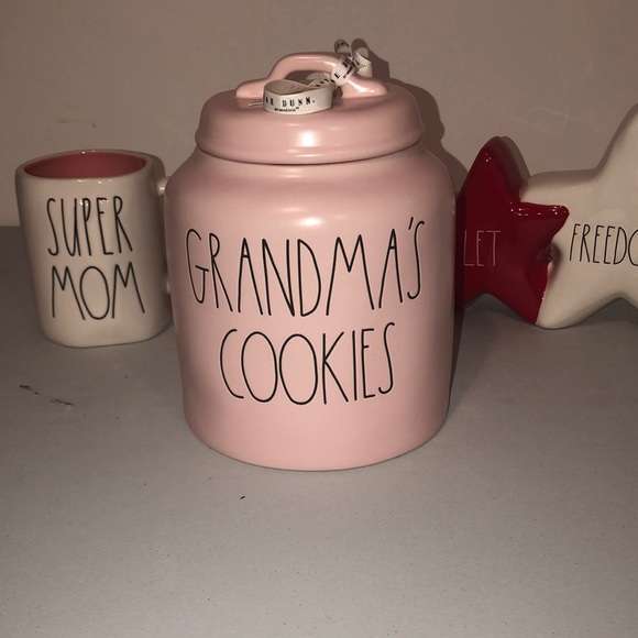 Rae Dunn Other Rae Dunn Grandmas Cookies Jar Poshmark